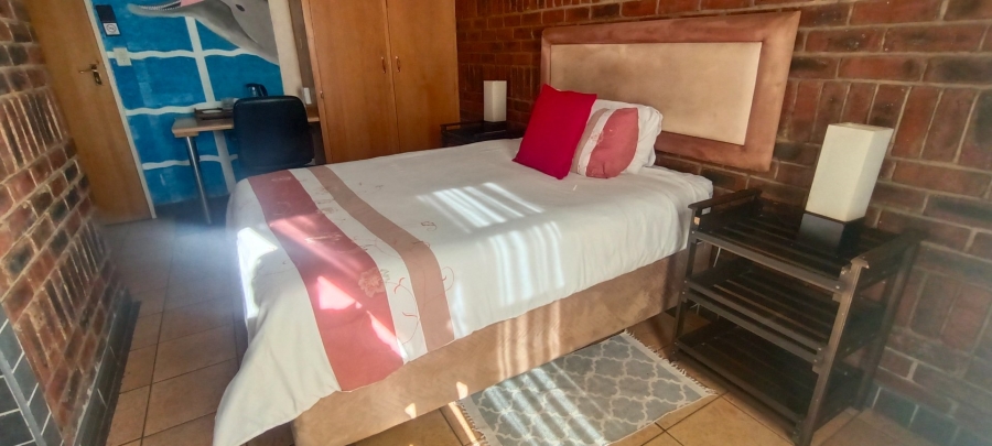 10 Bedroom Property for Sale in Kuruman Northern Cape
